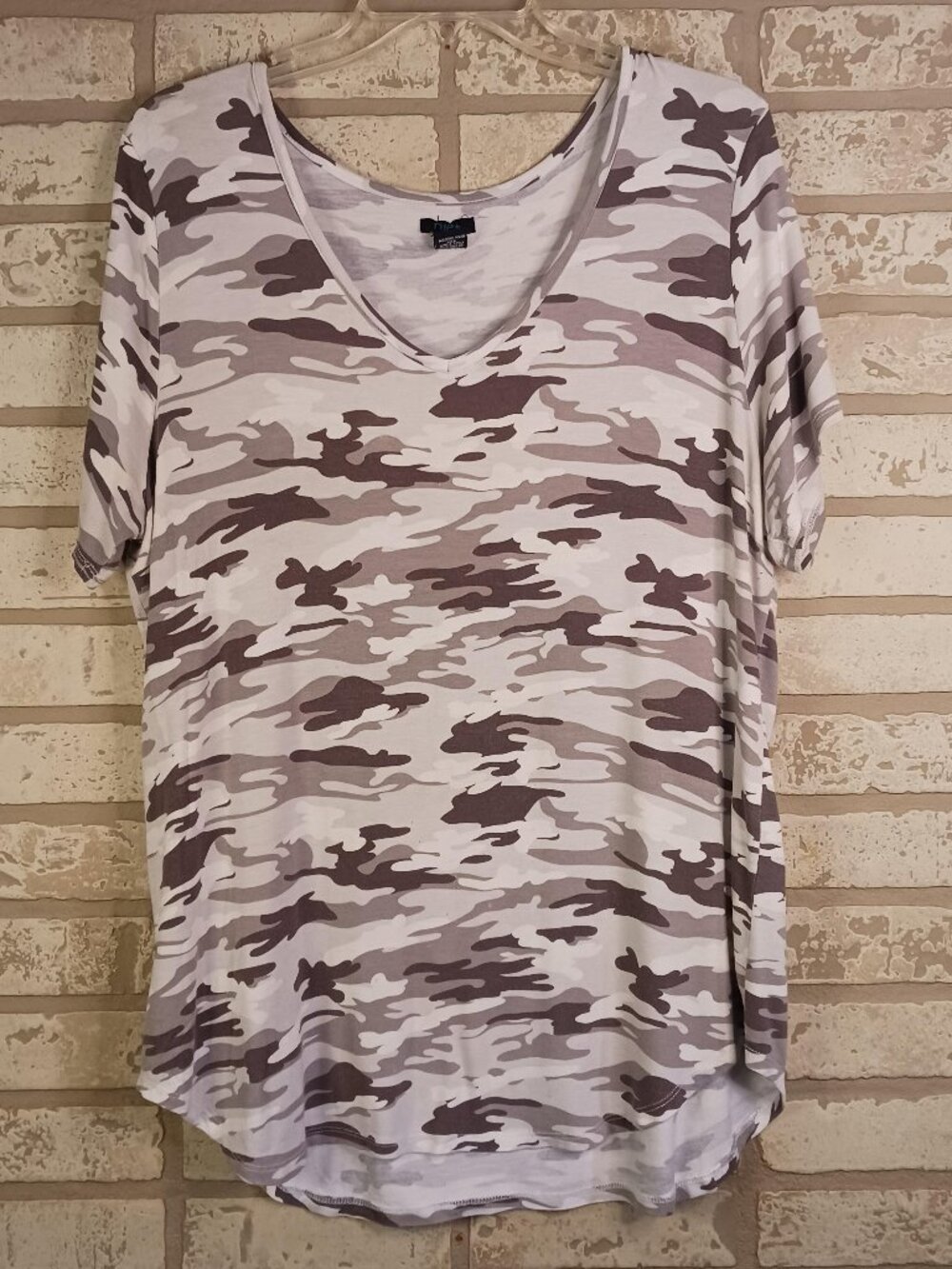 Rue+ Womens 1X Work Shirt Camo Short Sleeve T Shirt Plus Size (Read)